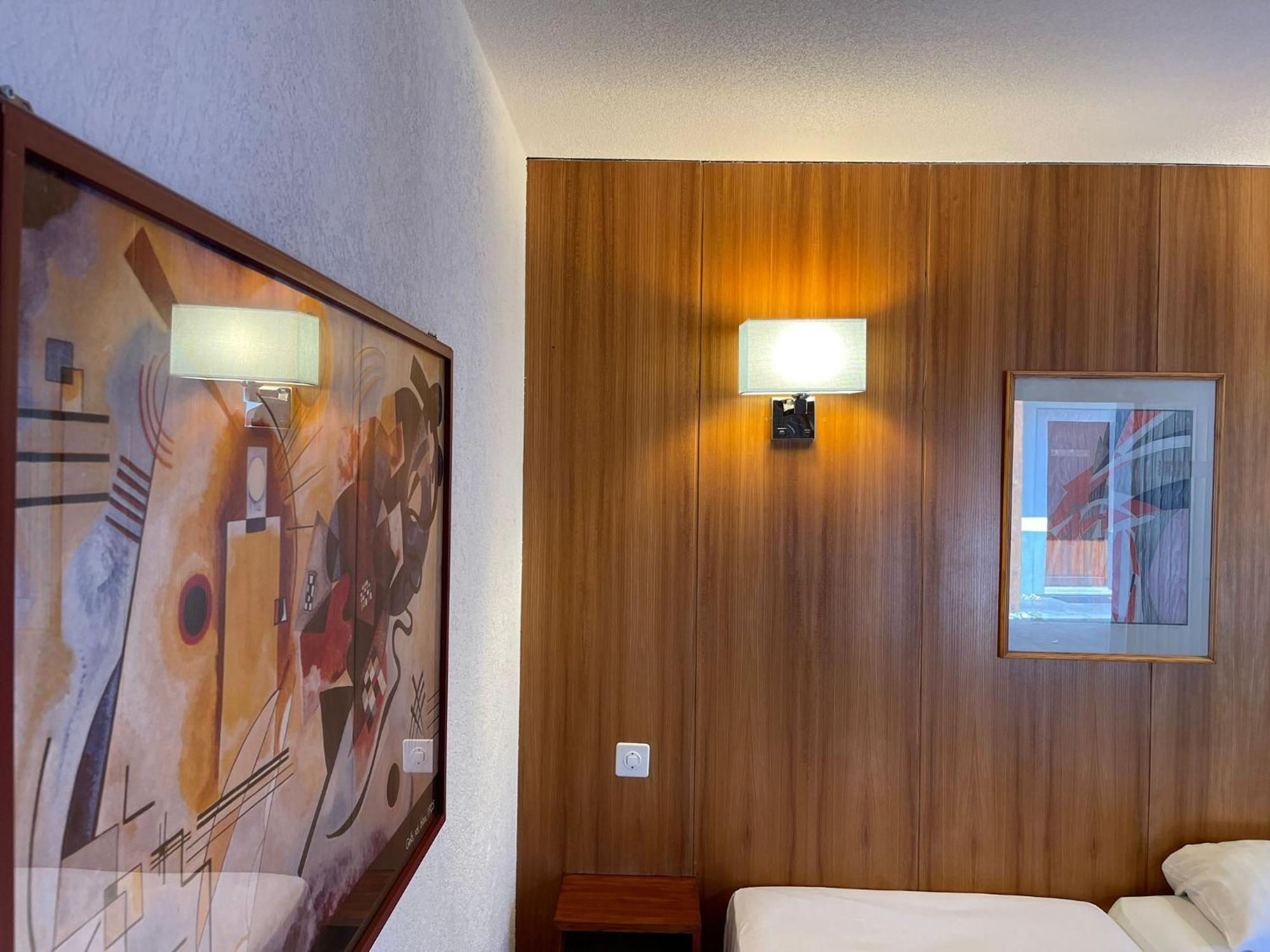 Motel Des Sports マルティニー区 エクステリア 写真
