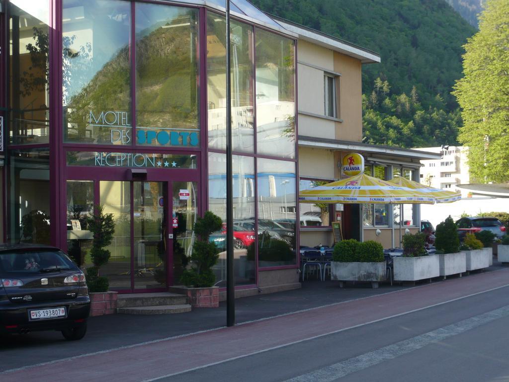 Motel Des Sports マルティニー区 エクステリア 写真