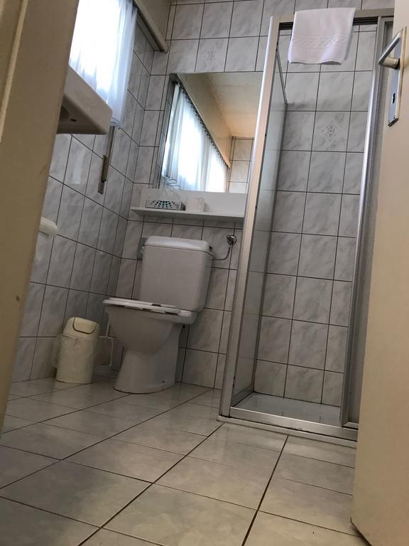 Motel Des Sports マルティニー区 エクステリア 写真