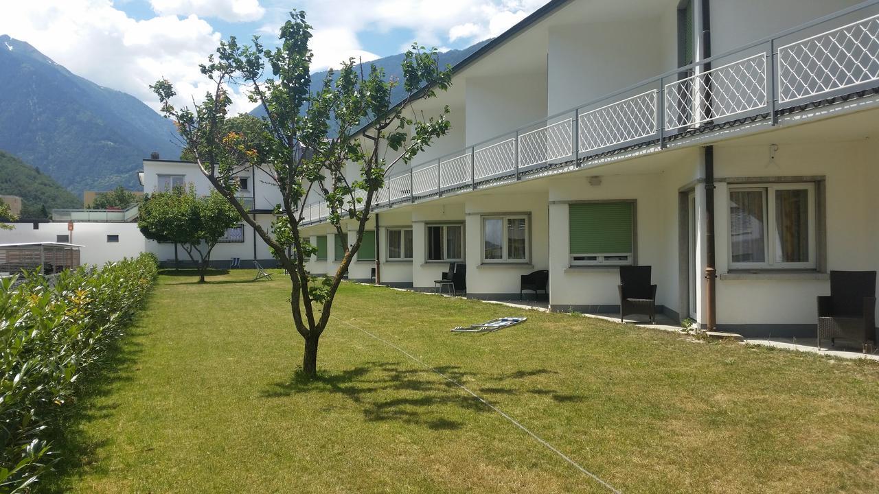 Motel Des Sports マルティニー区 エクステリア 写真