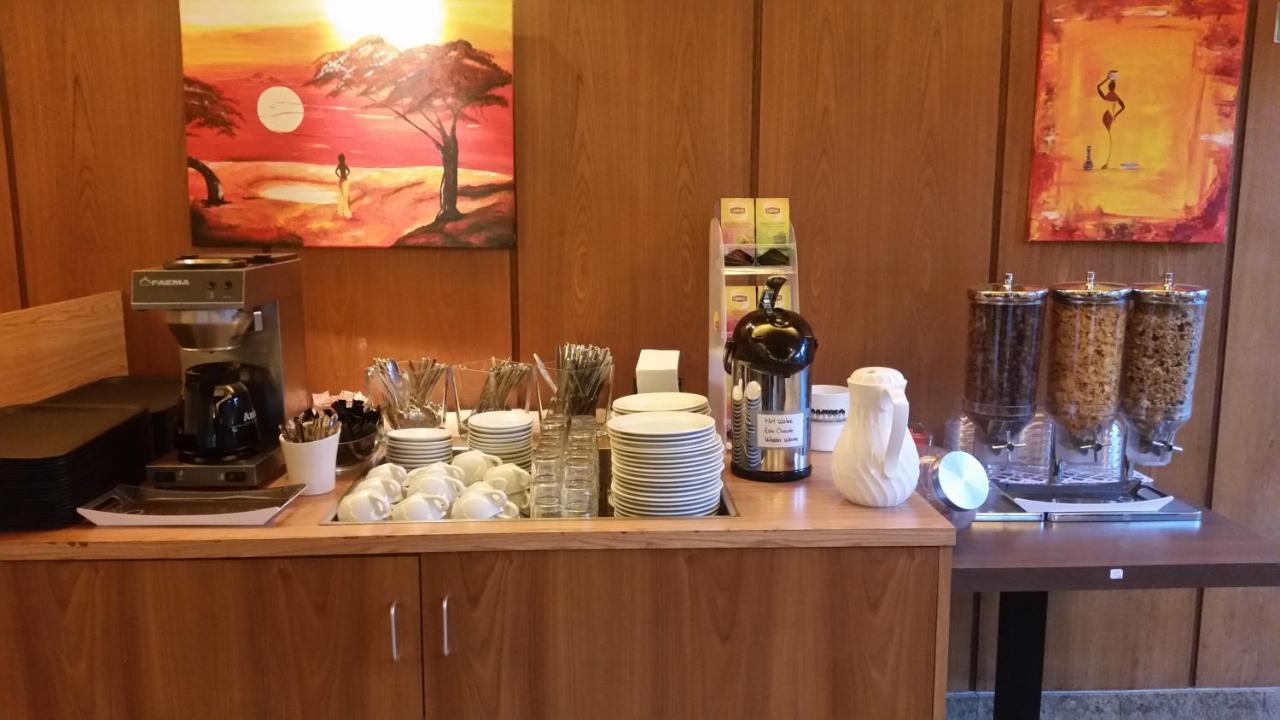 Motel Des Sports マルティニー区 エクステリア 写真